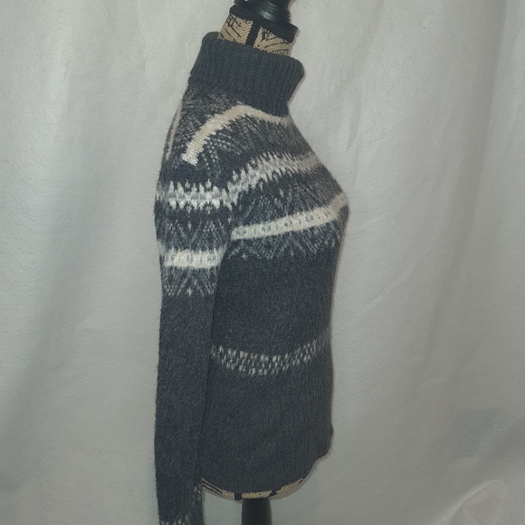 ITS OUR TIME Womens Acrylic Knit Sweater Medium Gray Woven - Picture 4 of 11